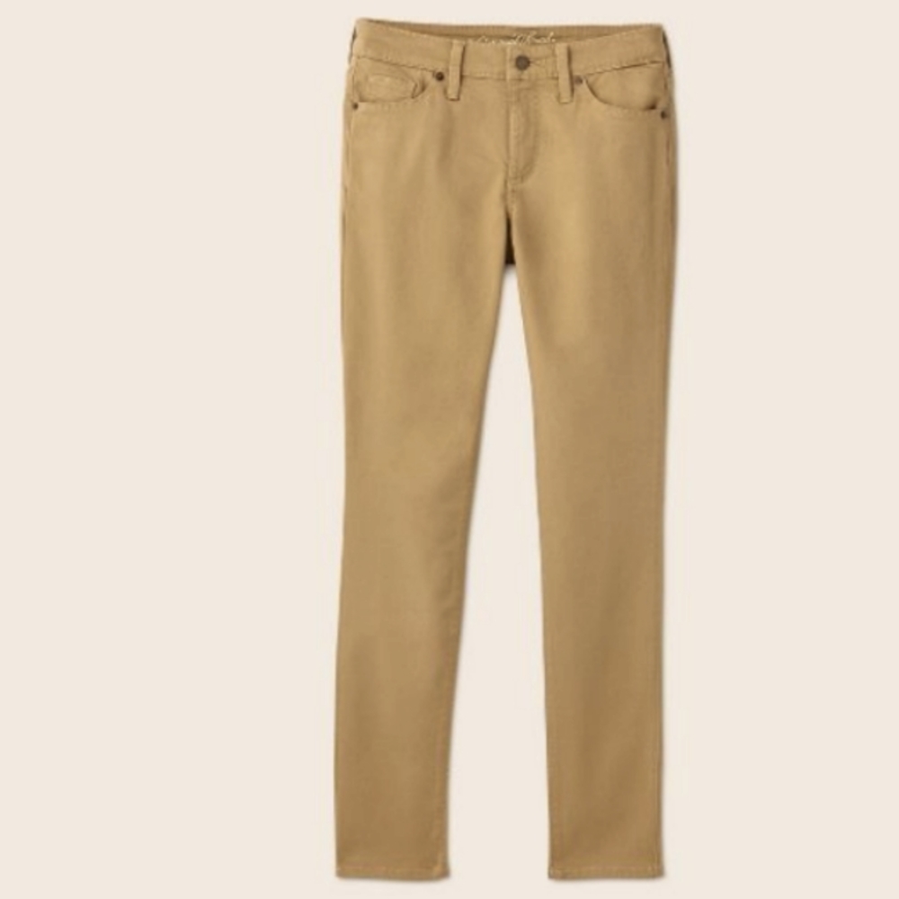 NWT UT/Target Skinny Khaki Pants 14 Long